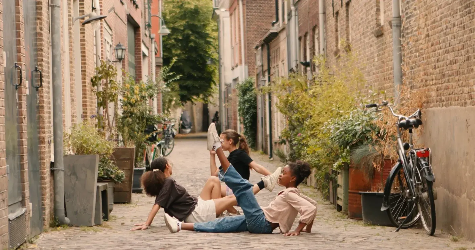 Degas International Dance Academy